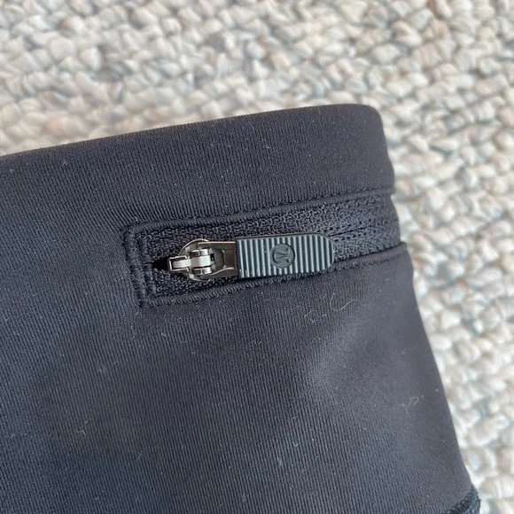 Lululemon time to sweat tight size 6 black 28” - Picture 6 of 6